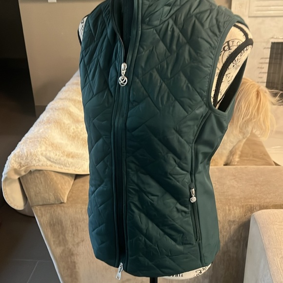 ๐ Daily Sports DS Bonnie Nori Green Padded Vest - Picture 9 of 17